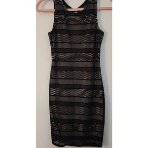 Best Cody🩷 black fishnet Holiday dress with body lining Size S